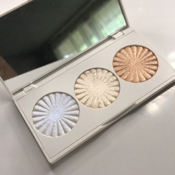 Ofra Nikkietutorials Highlighter Palette - Picture 1 of 3